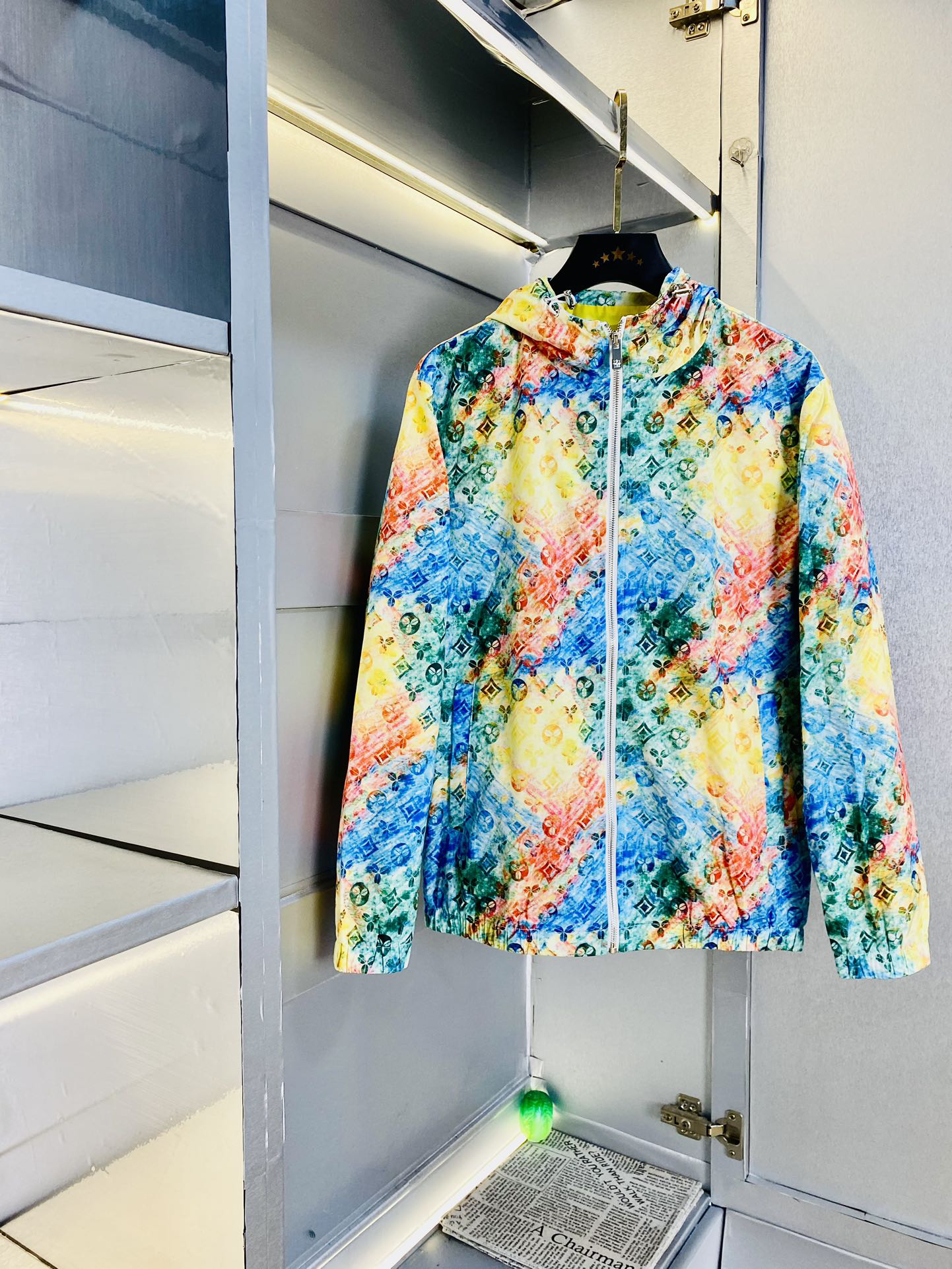 LV Clothing-349