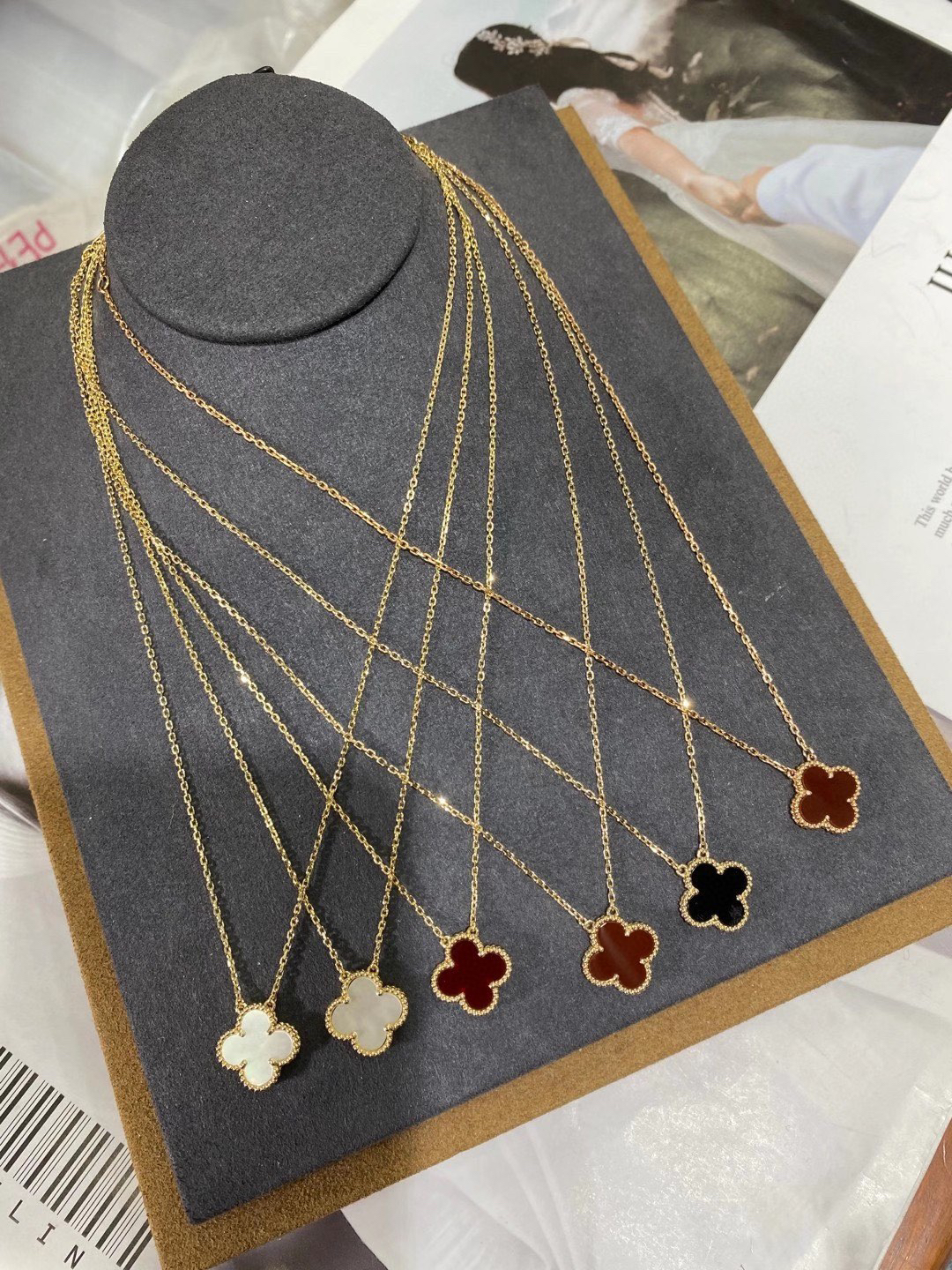 Van Cleef & Arpels necklace-39