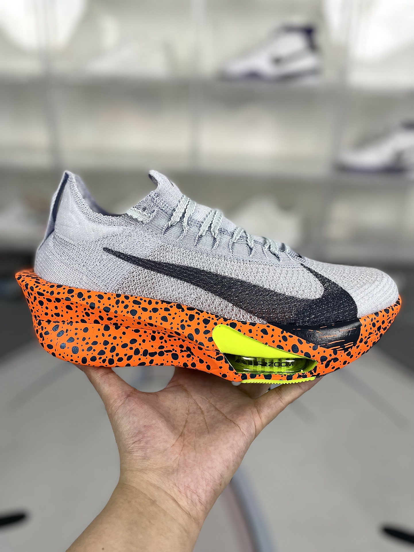 Nike Sneakers-318