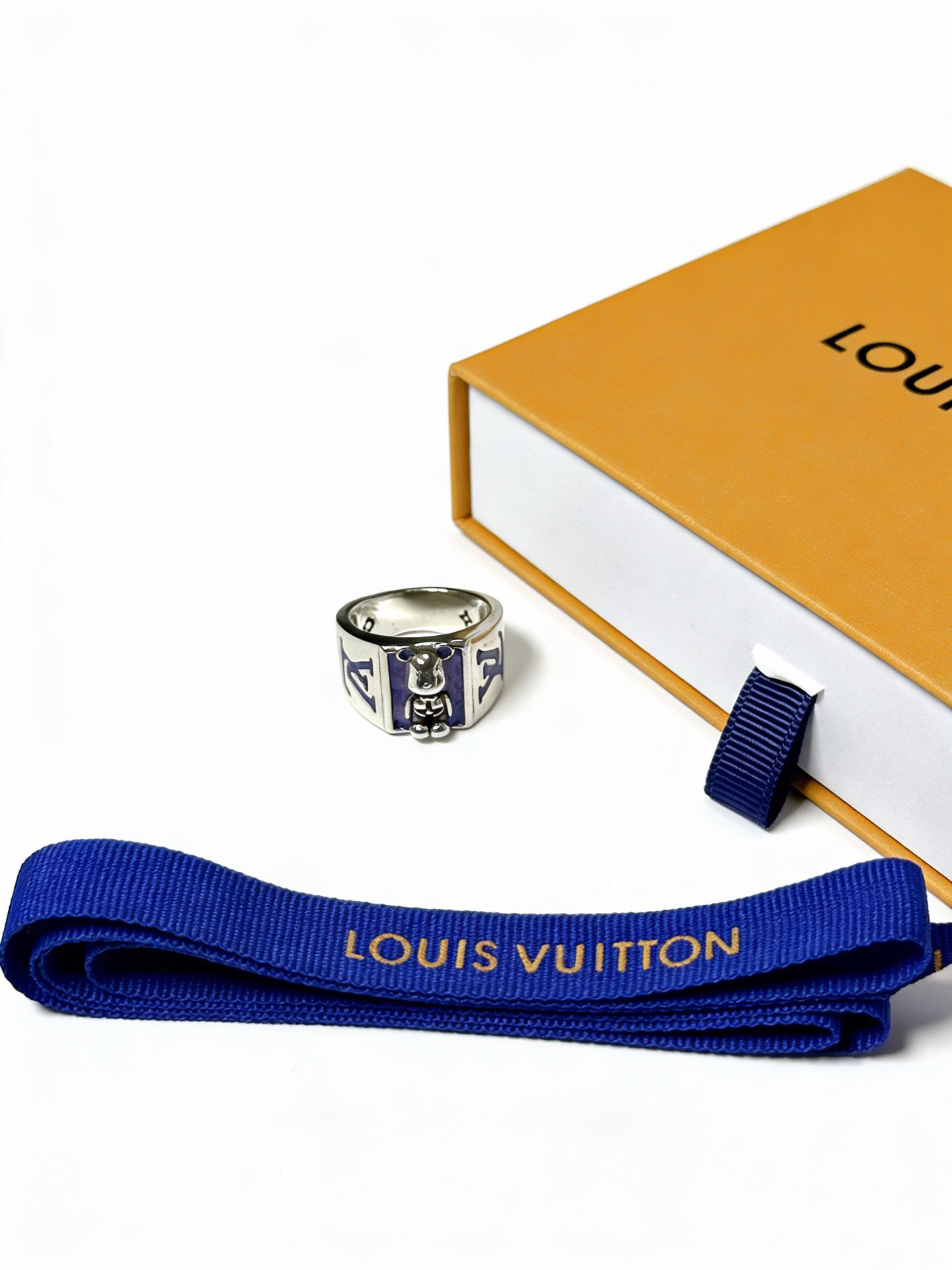 LV ring-2