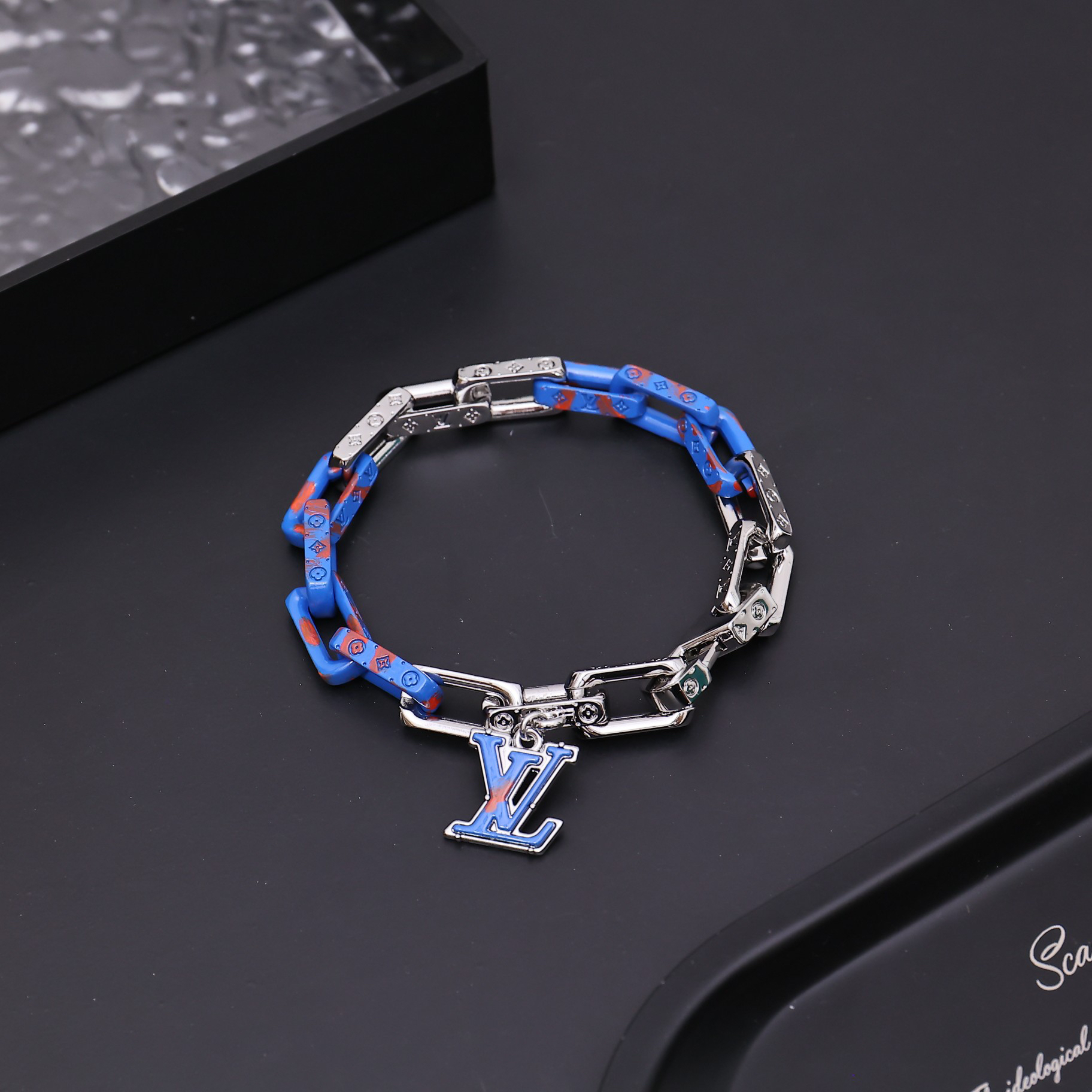LV Bracelet-73