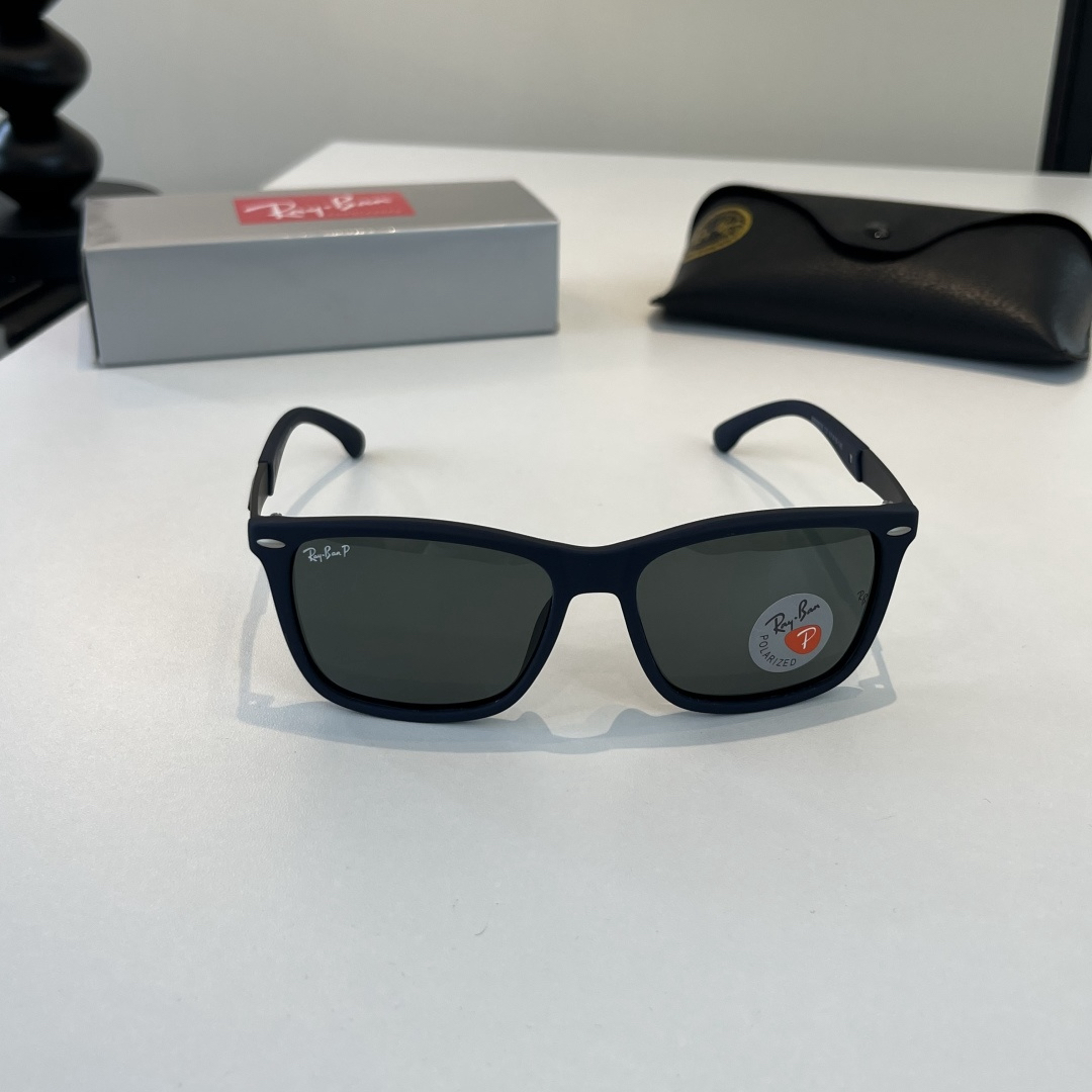 Ray-Ban glasses-1