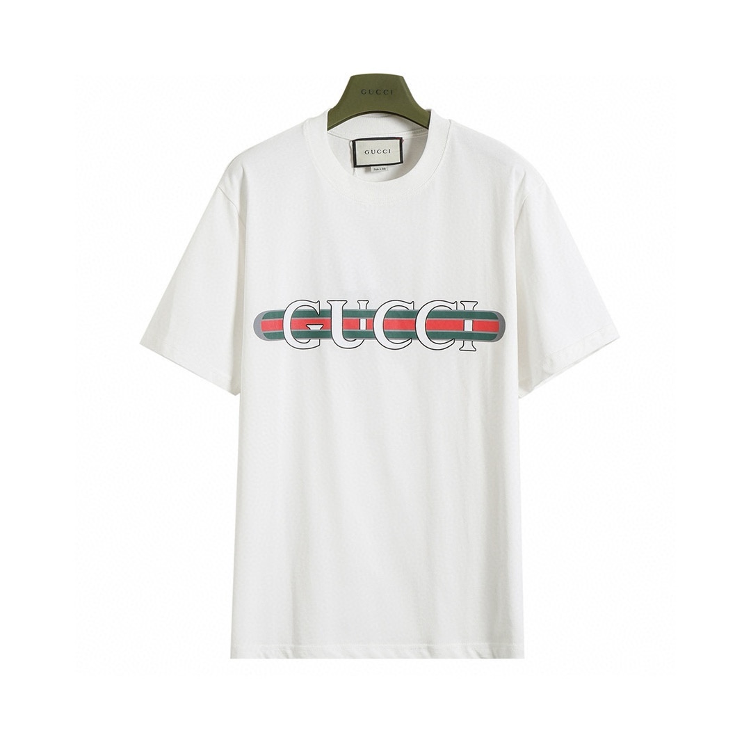 Gucci clothing-16