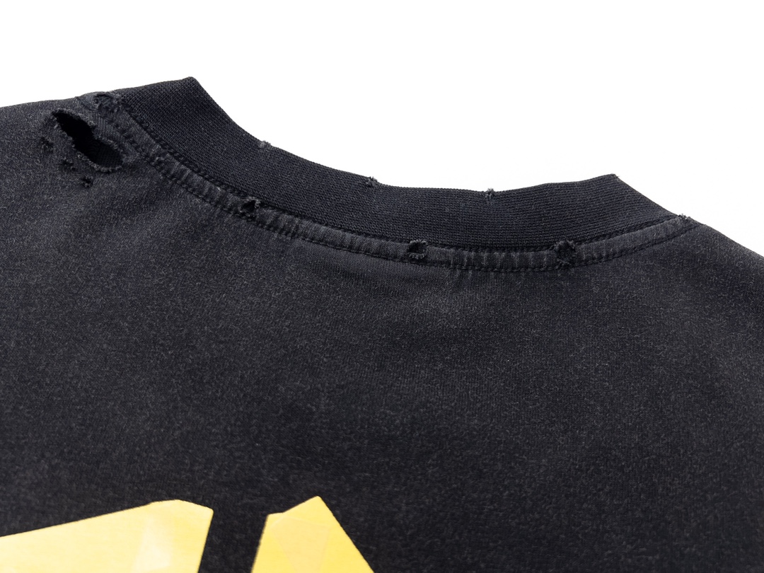 Balenciaga clothing-177