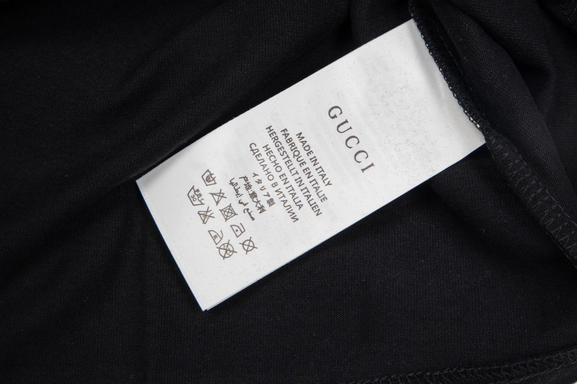 Gucci clothing-97