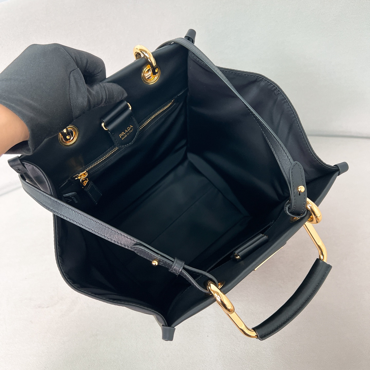 Prada Hot New Product-1