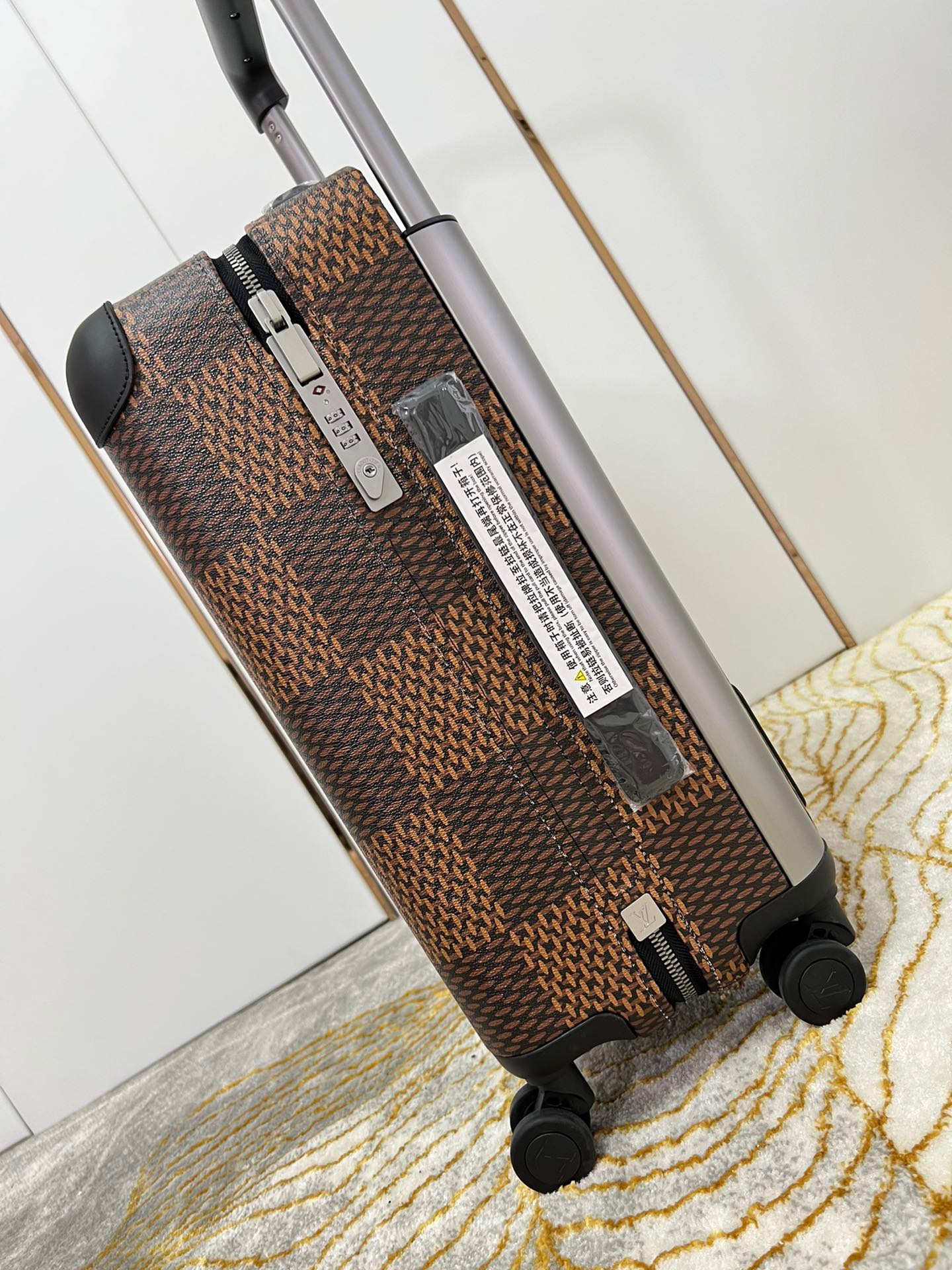 LV luggage-32
