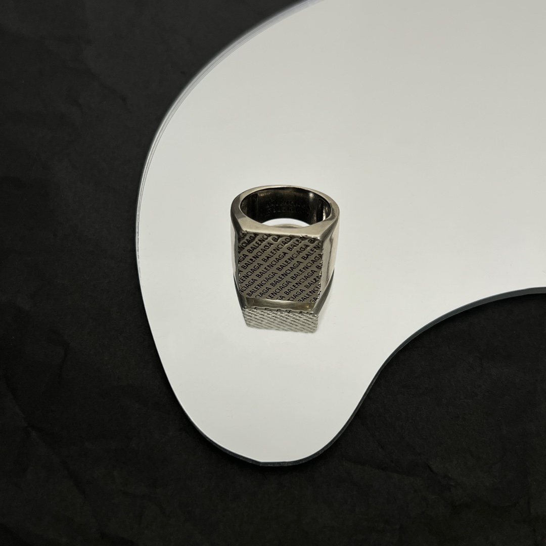 Balenciaga ring-30