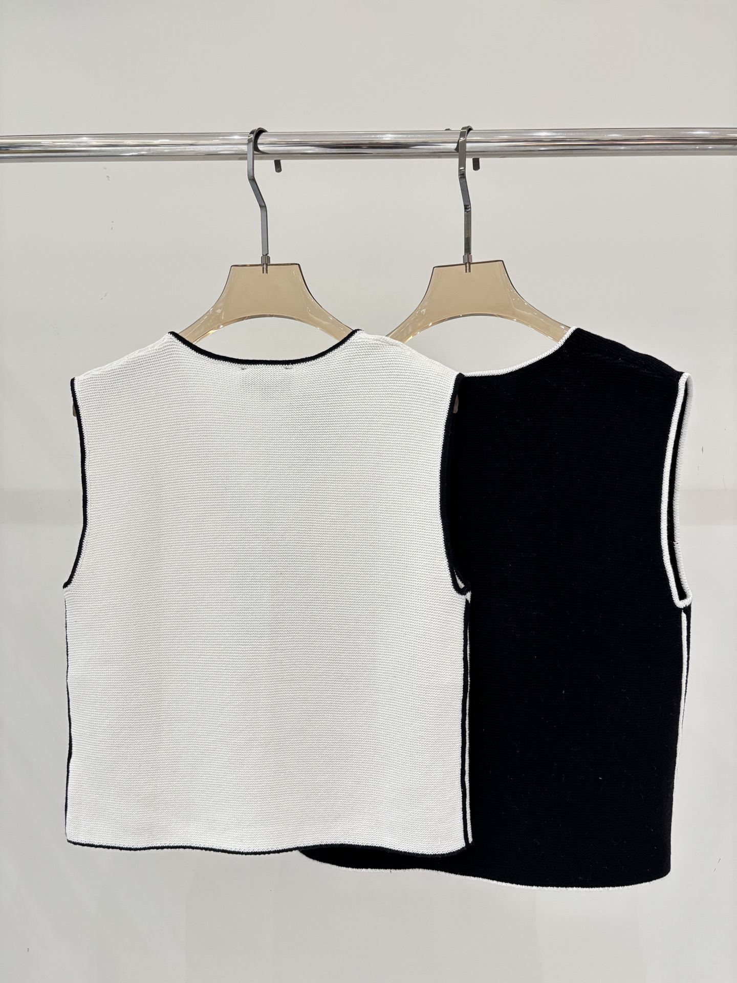 Chanel Clothing-67