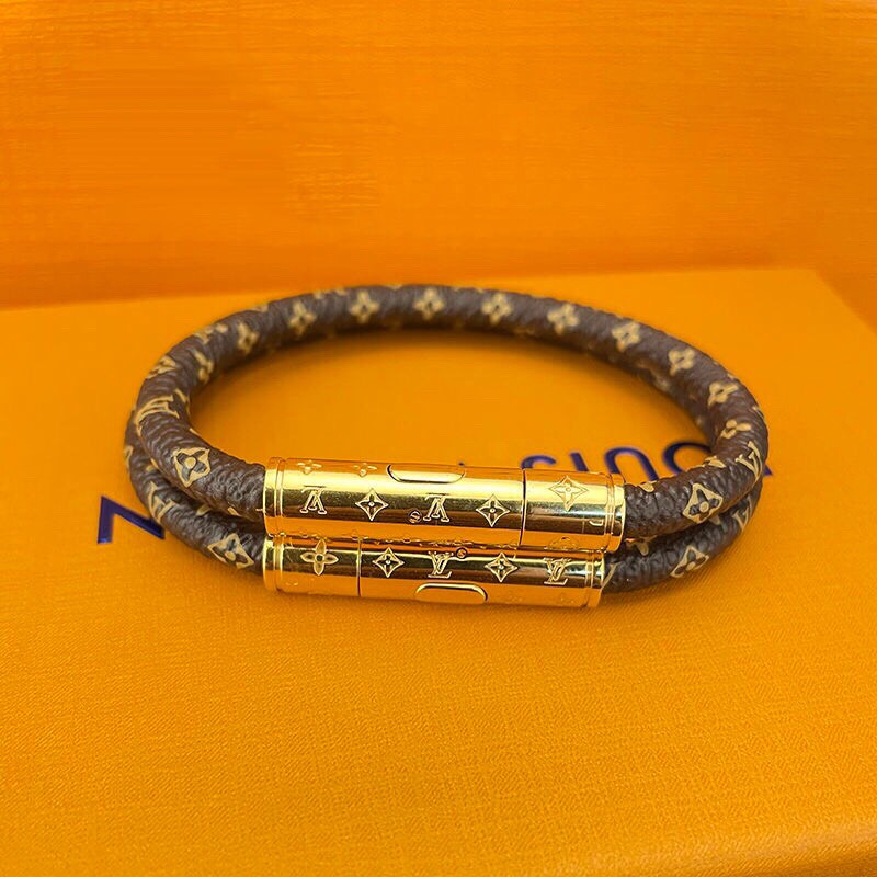 LV Bracelet-41
