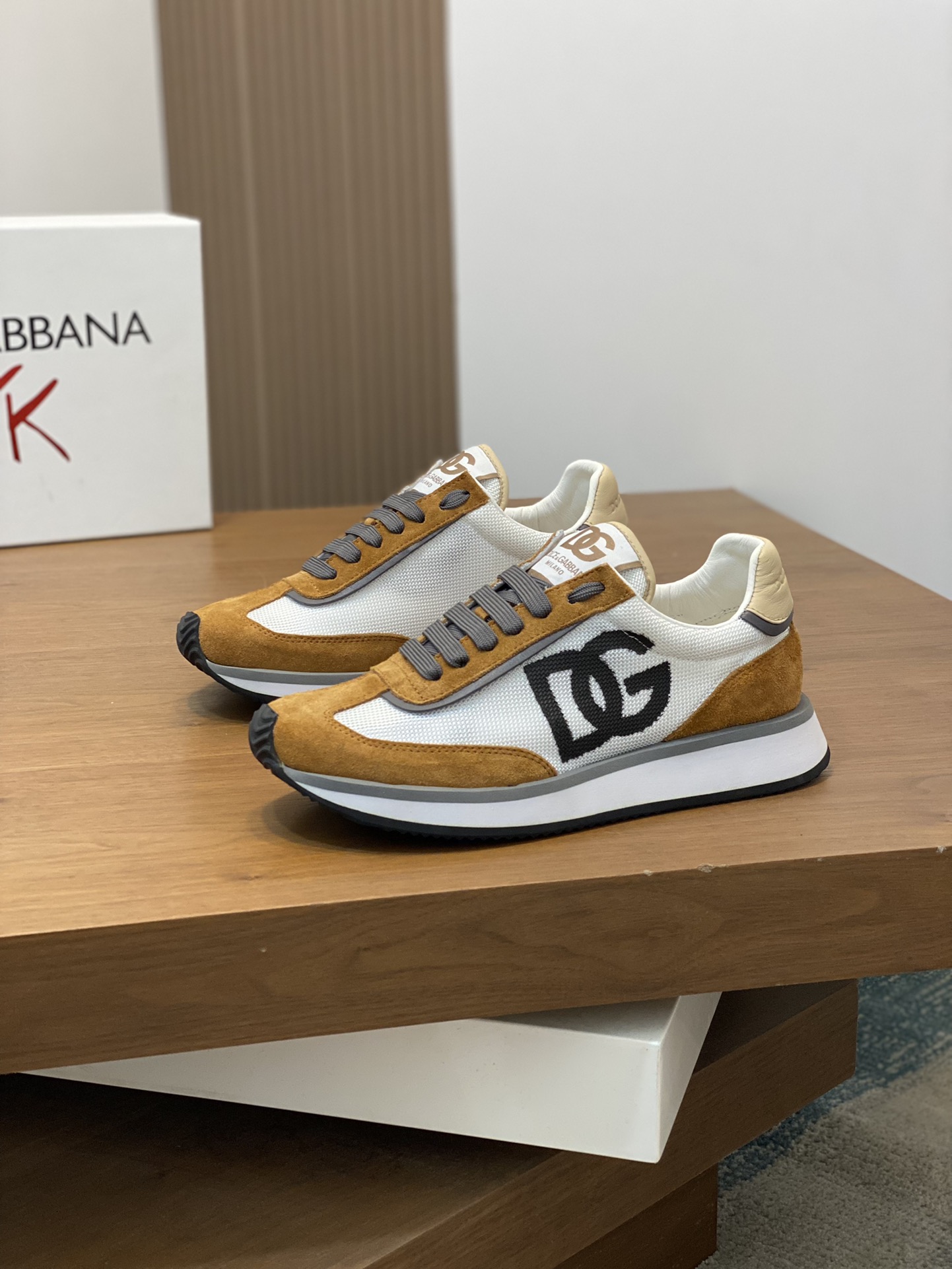 D&G Sneakers-116