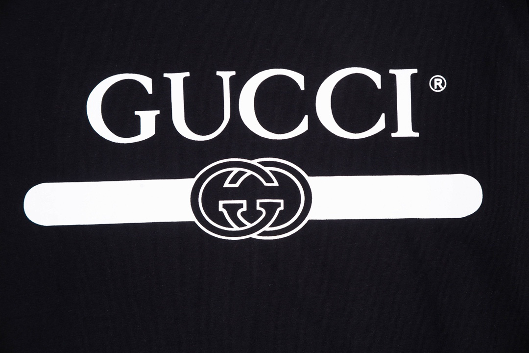 Gucci clothing-63