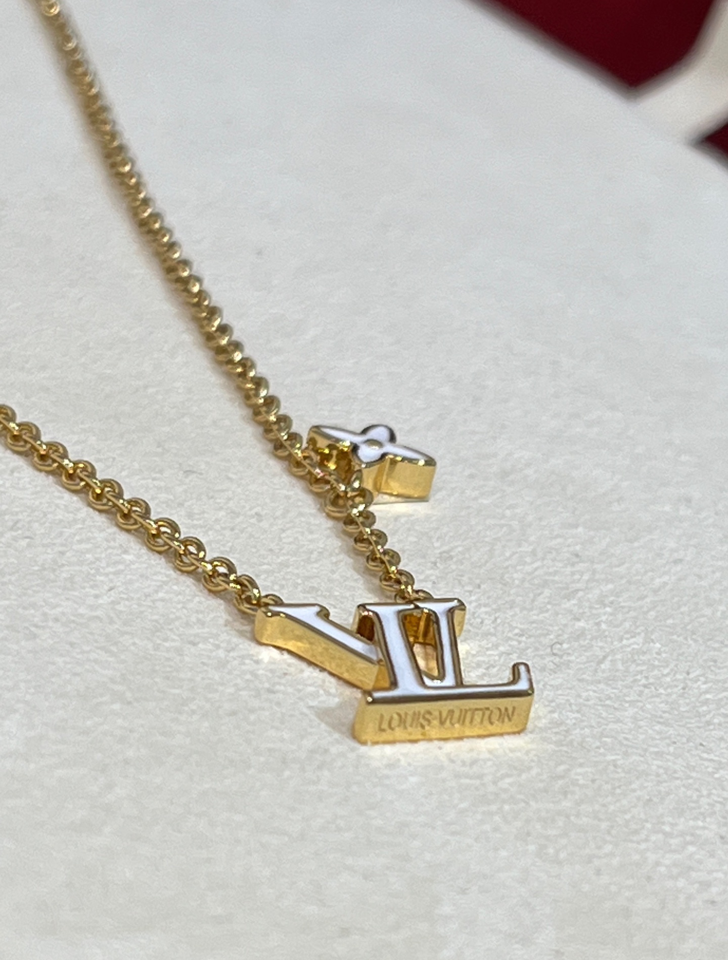 LV necklace-71