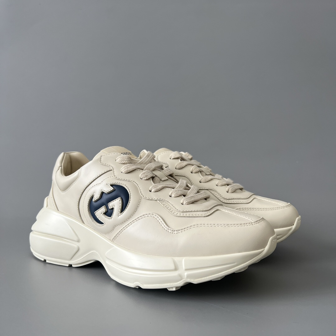Gucci Sneakers-49