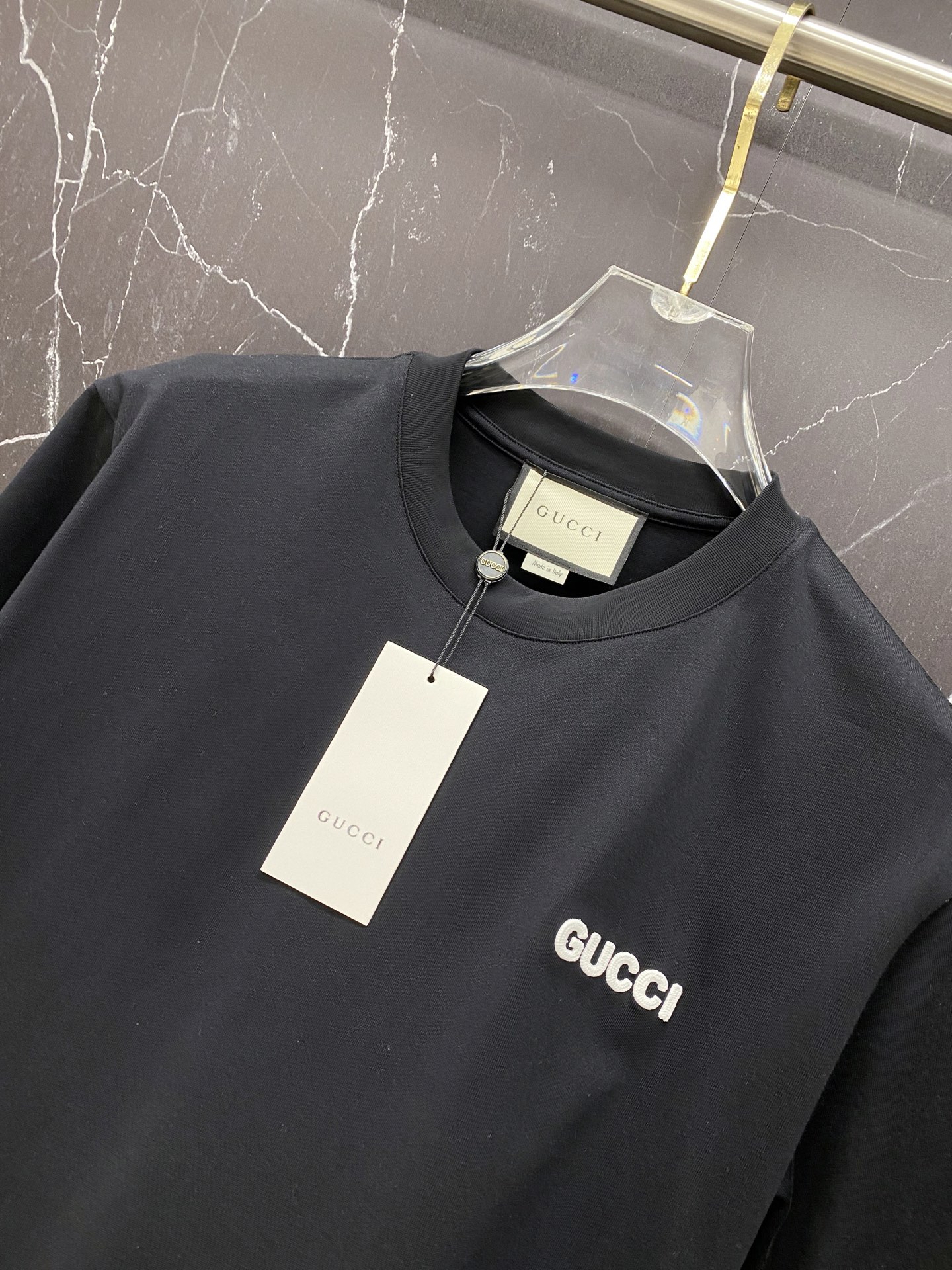 Gucci Clothing-203