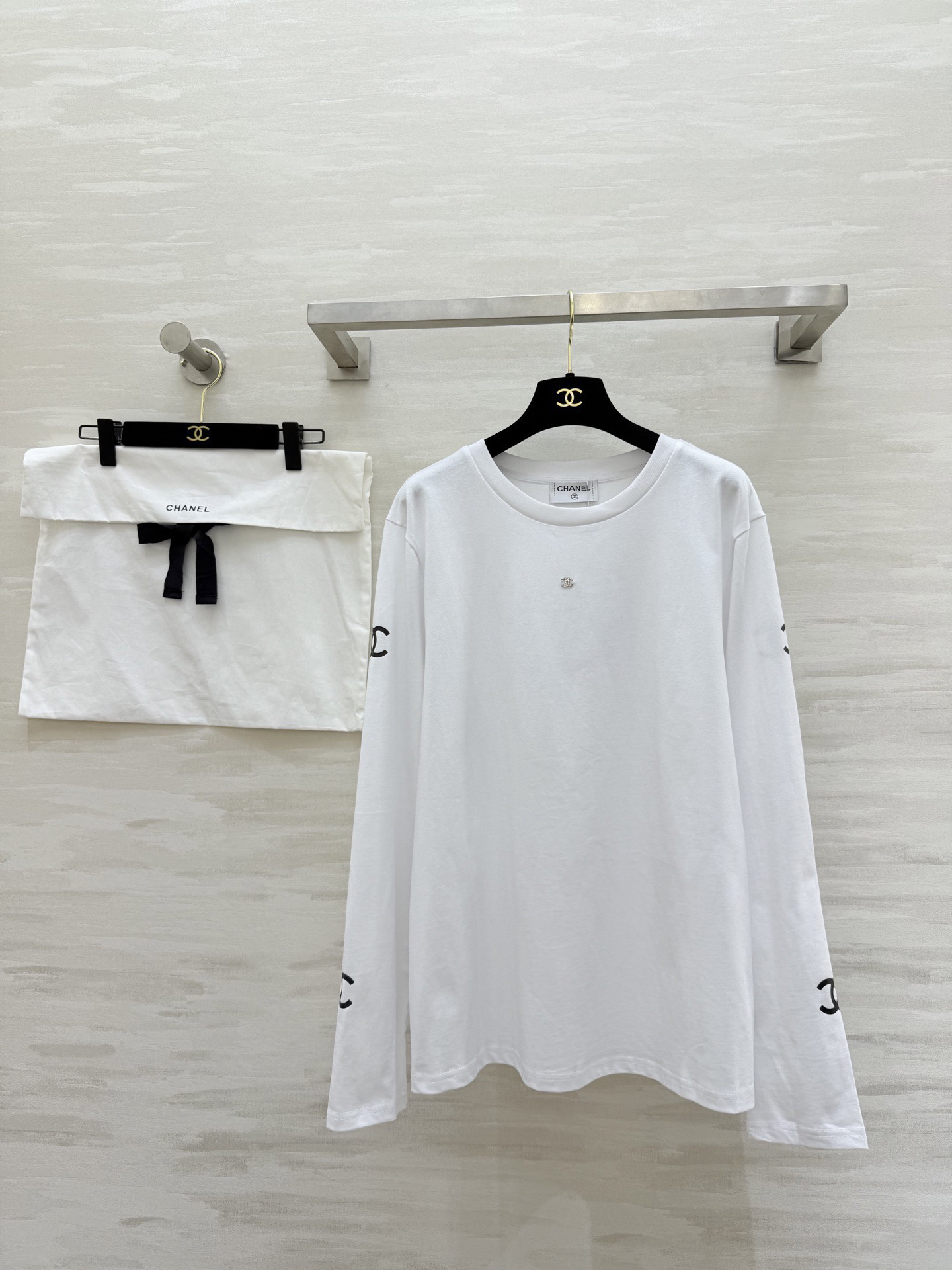 Chanel Clothing-158
