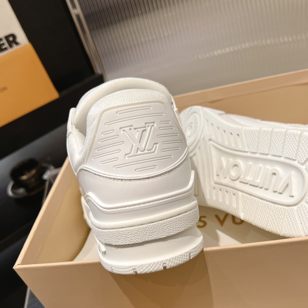 Lv Sneakers-33