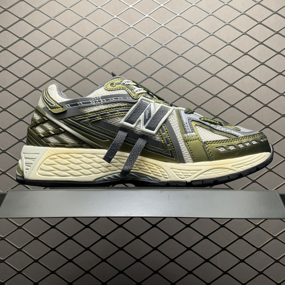 New Balance Sneakers-89