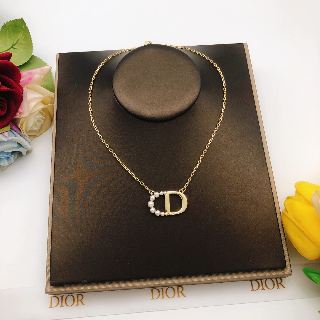 Dior necklace-59