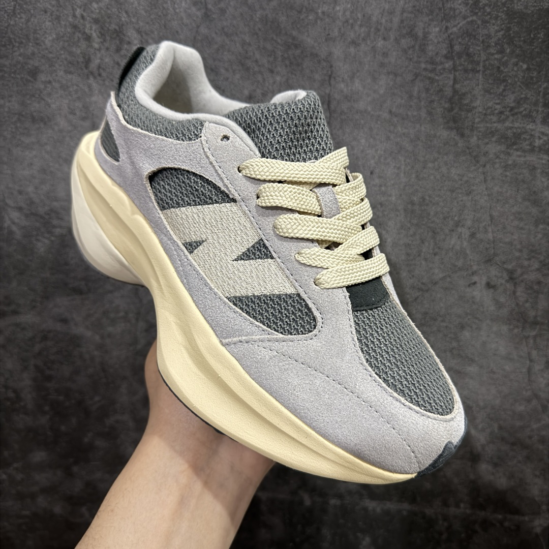 New Balance Sneakers-45