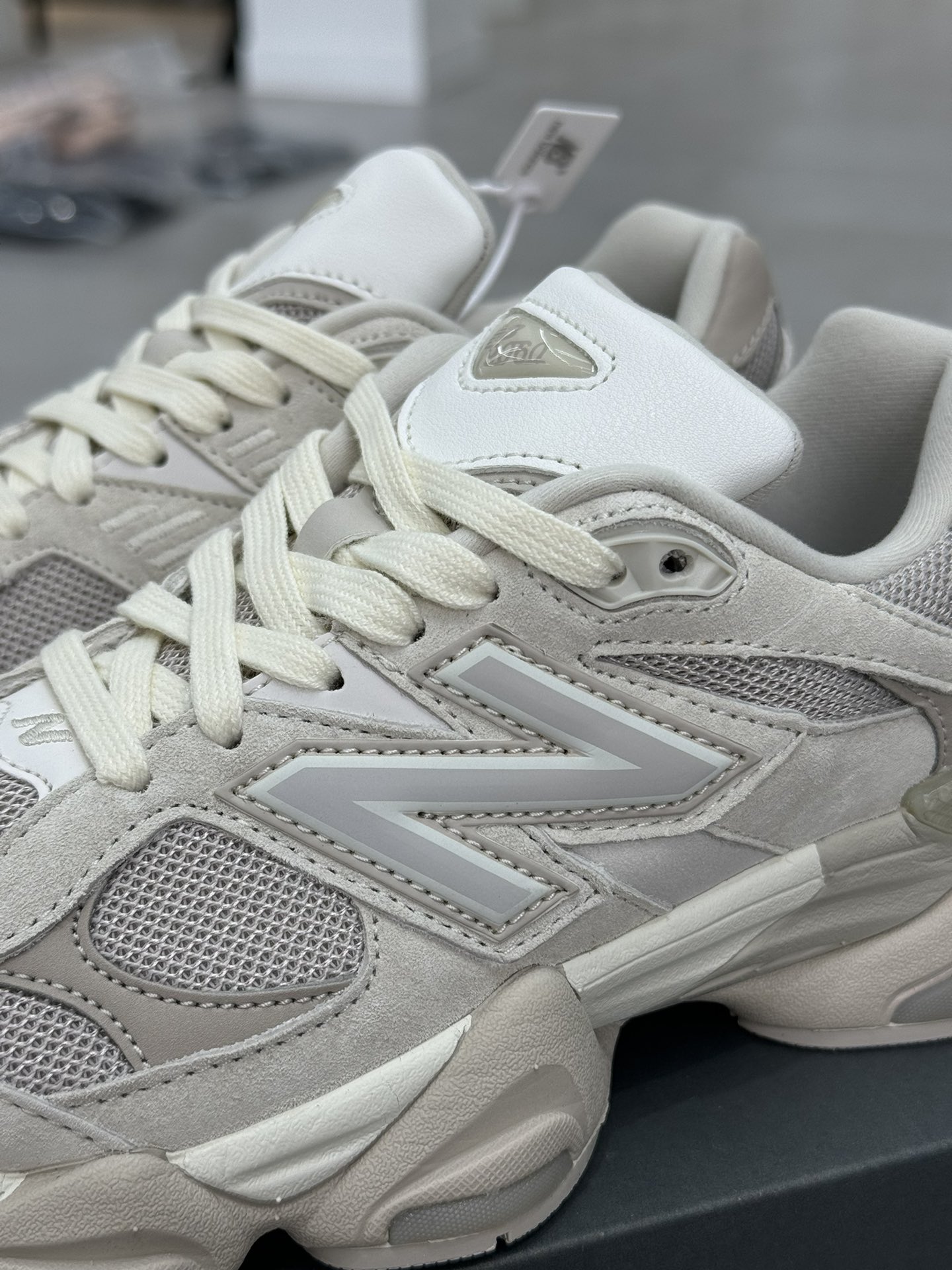 New Balance Sneakers-206