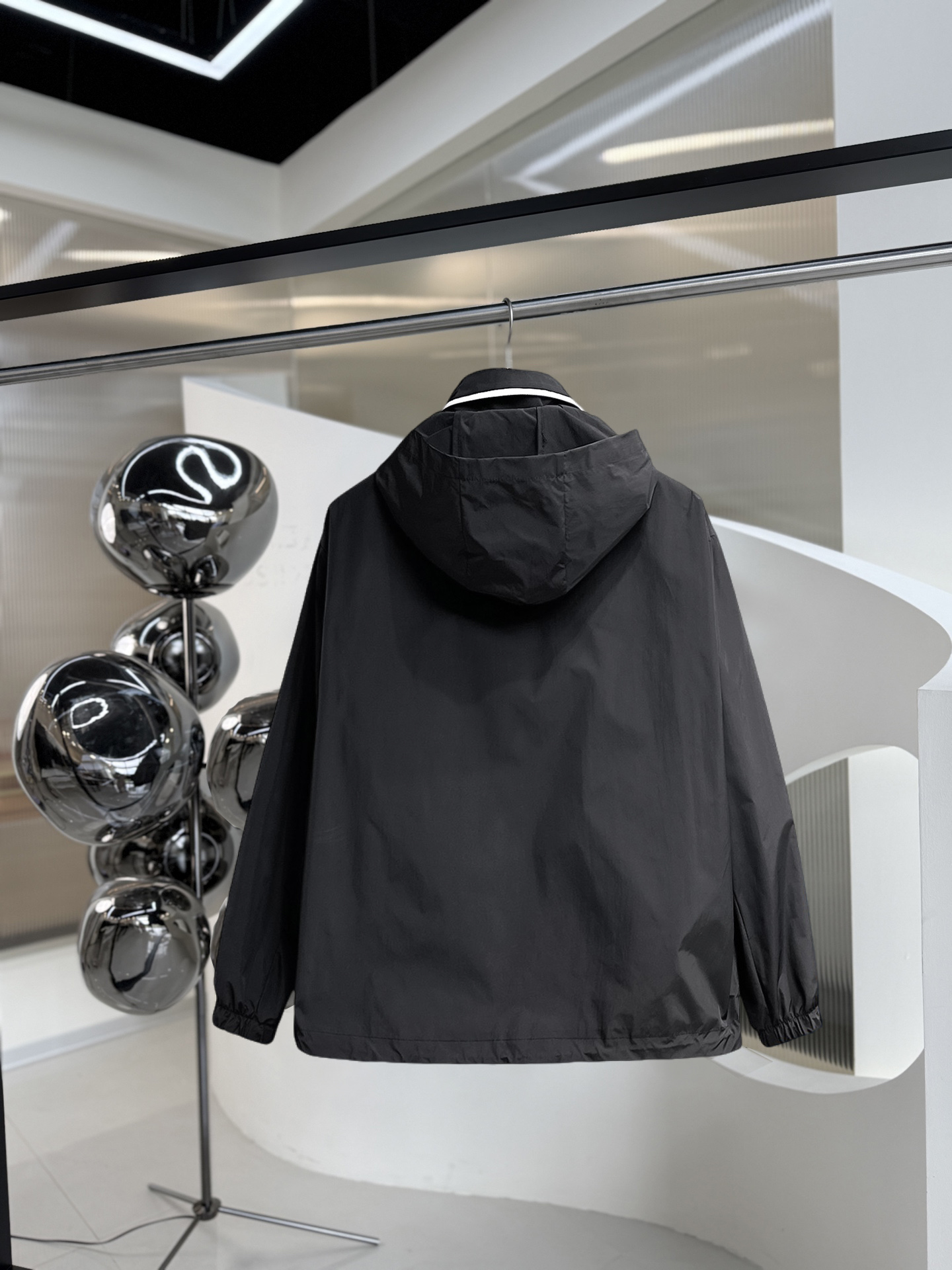 Prada Clothing-115