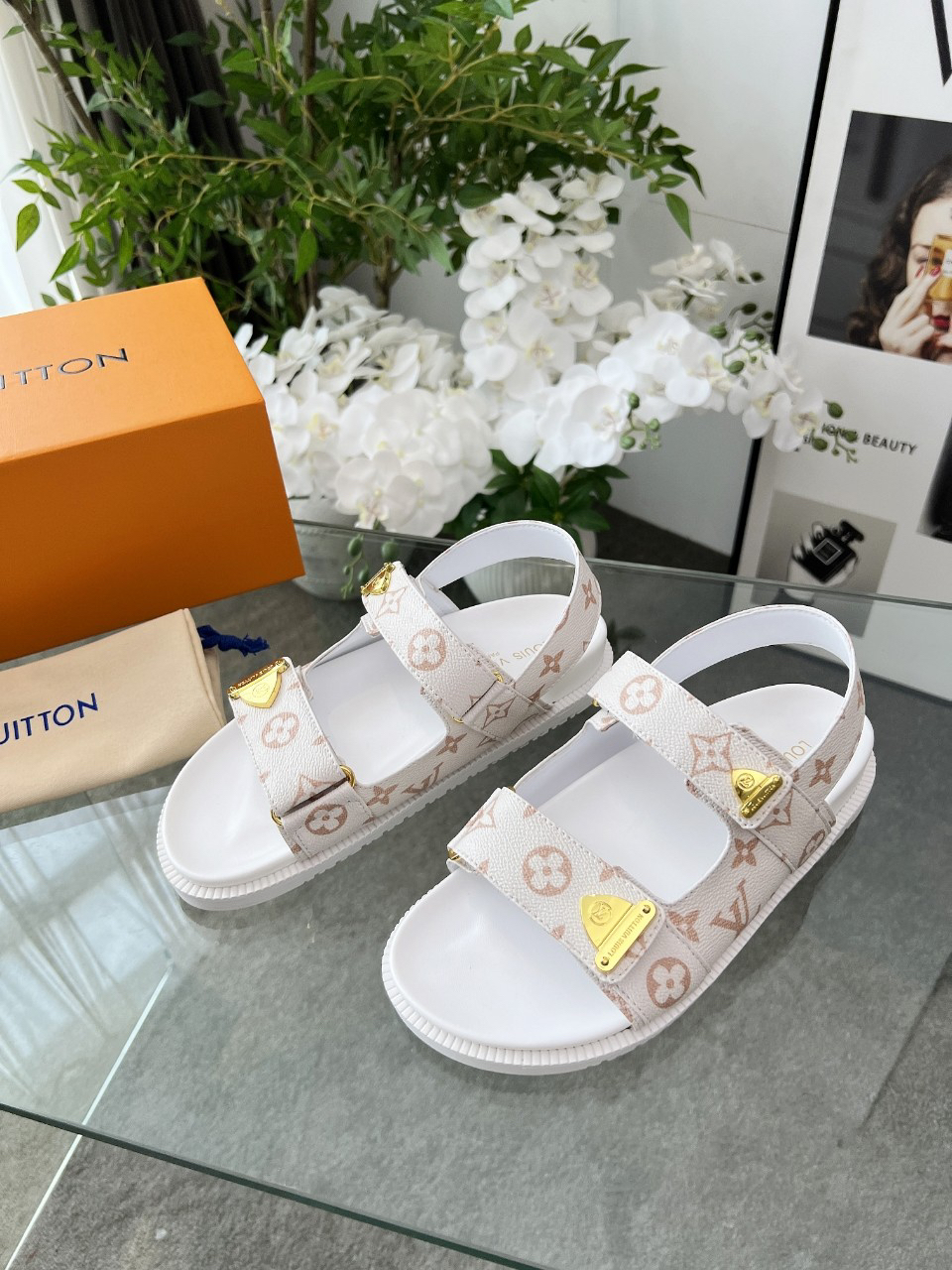 LV Summer footwear