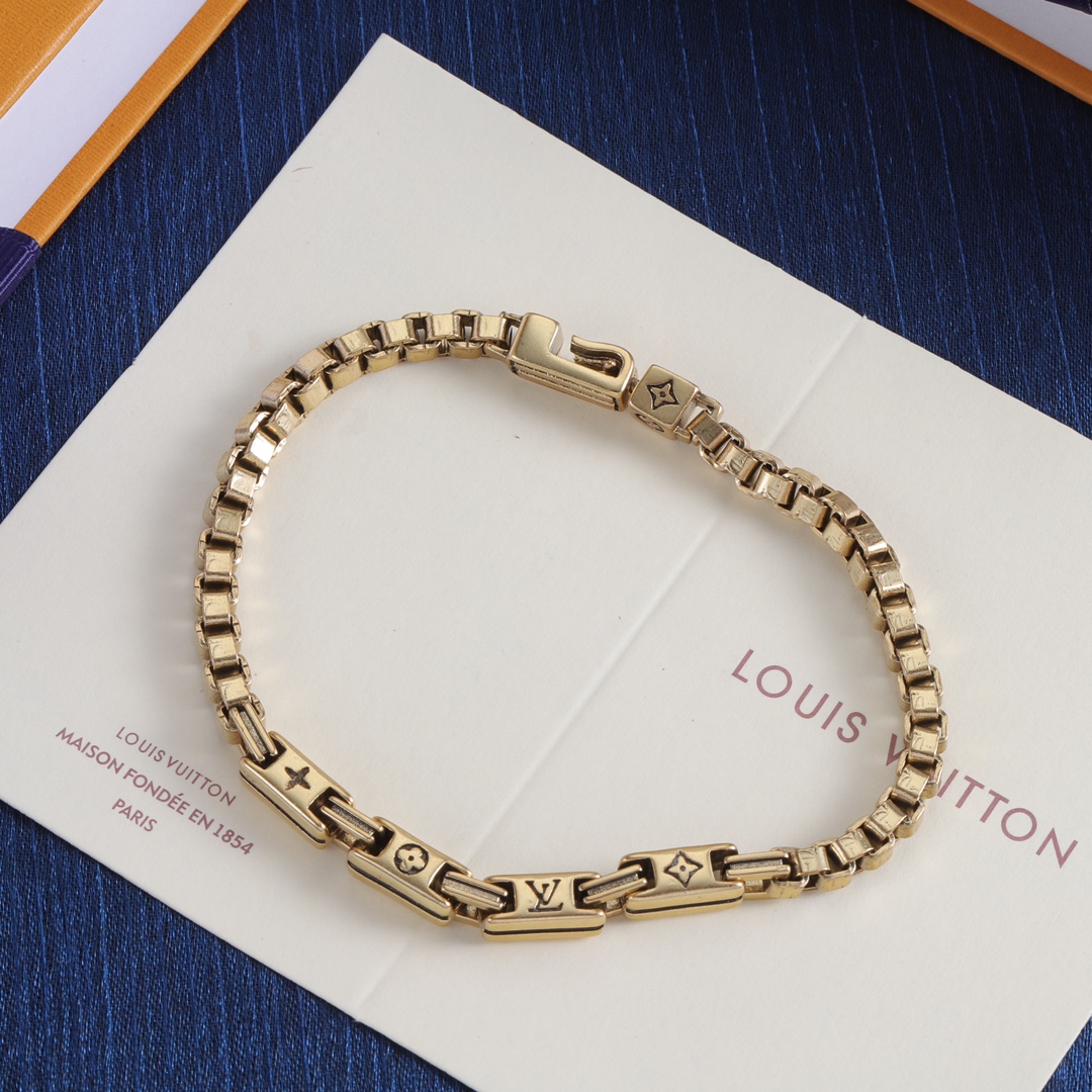 LV Bracelet-76