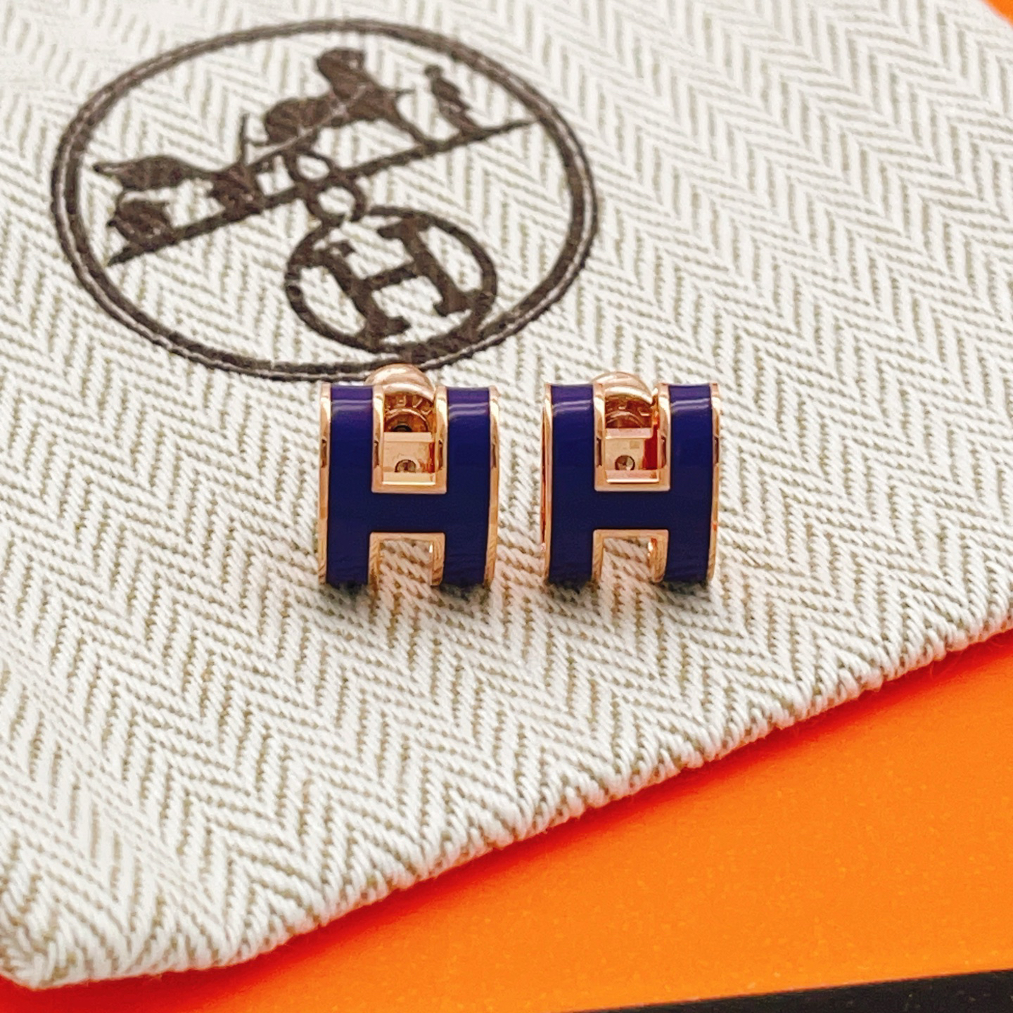 Hermes earrings-12