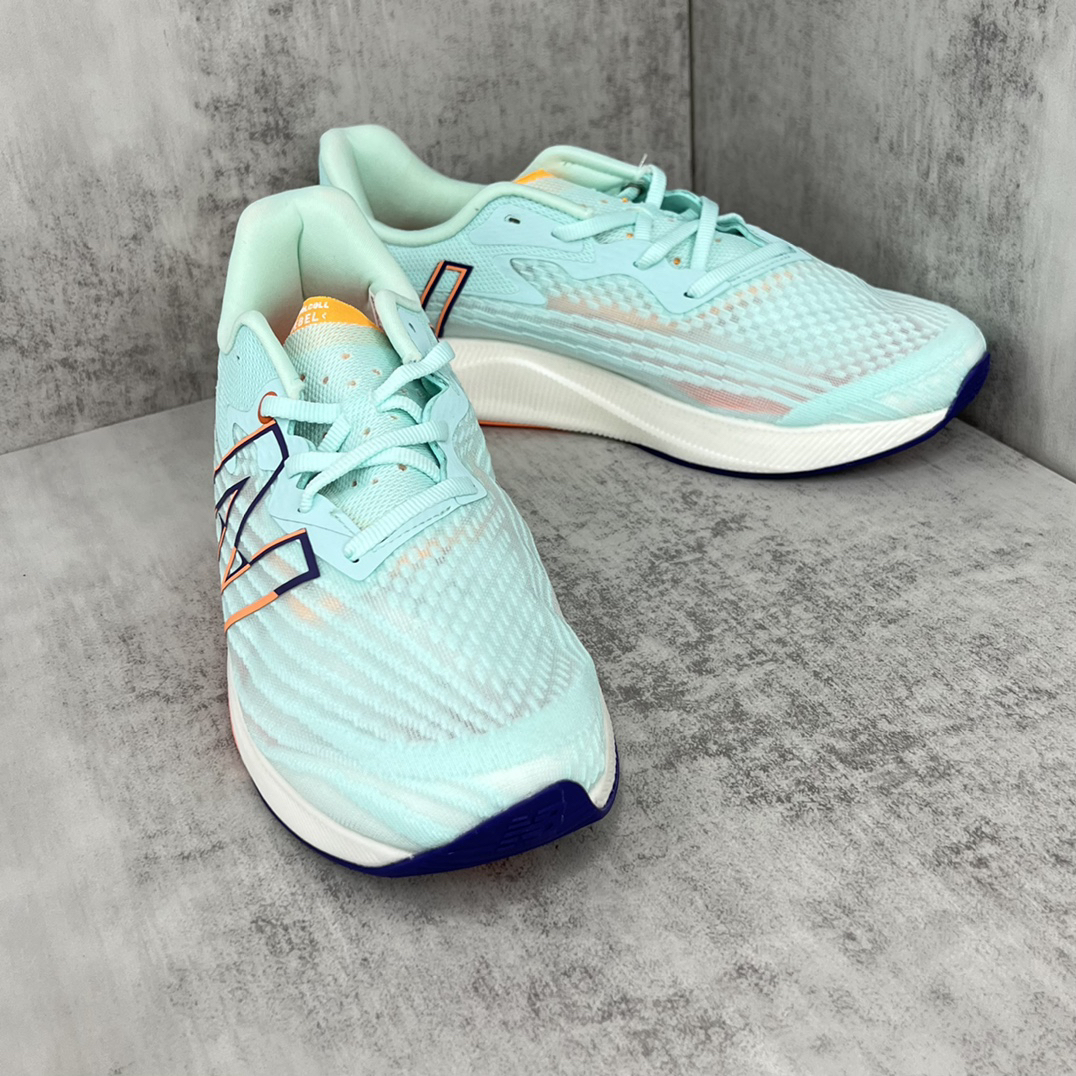 New Balance Sneakers-262