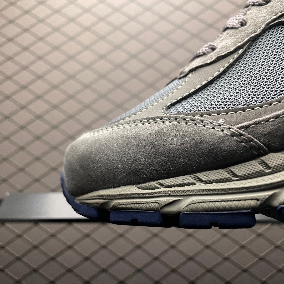 New Balance Sneakers-90