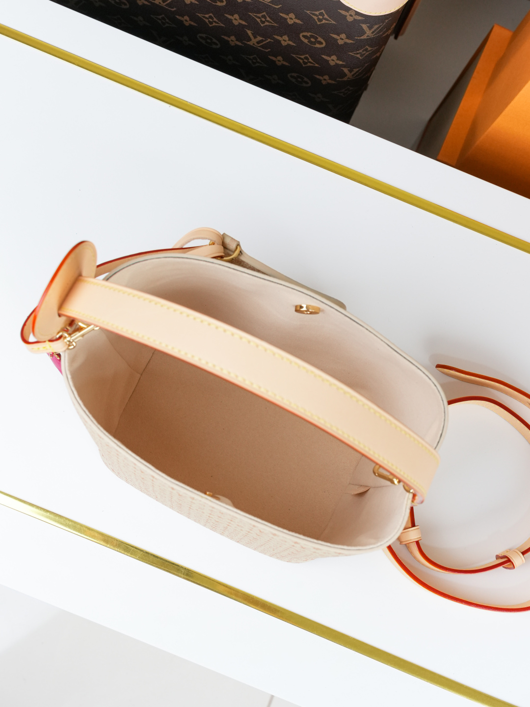 Louis Vuitton Hot New Product-66