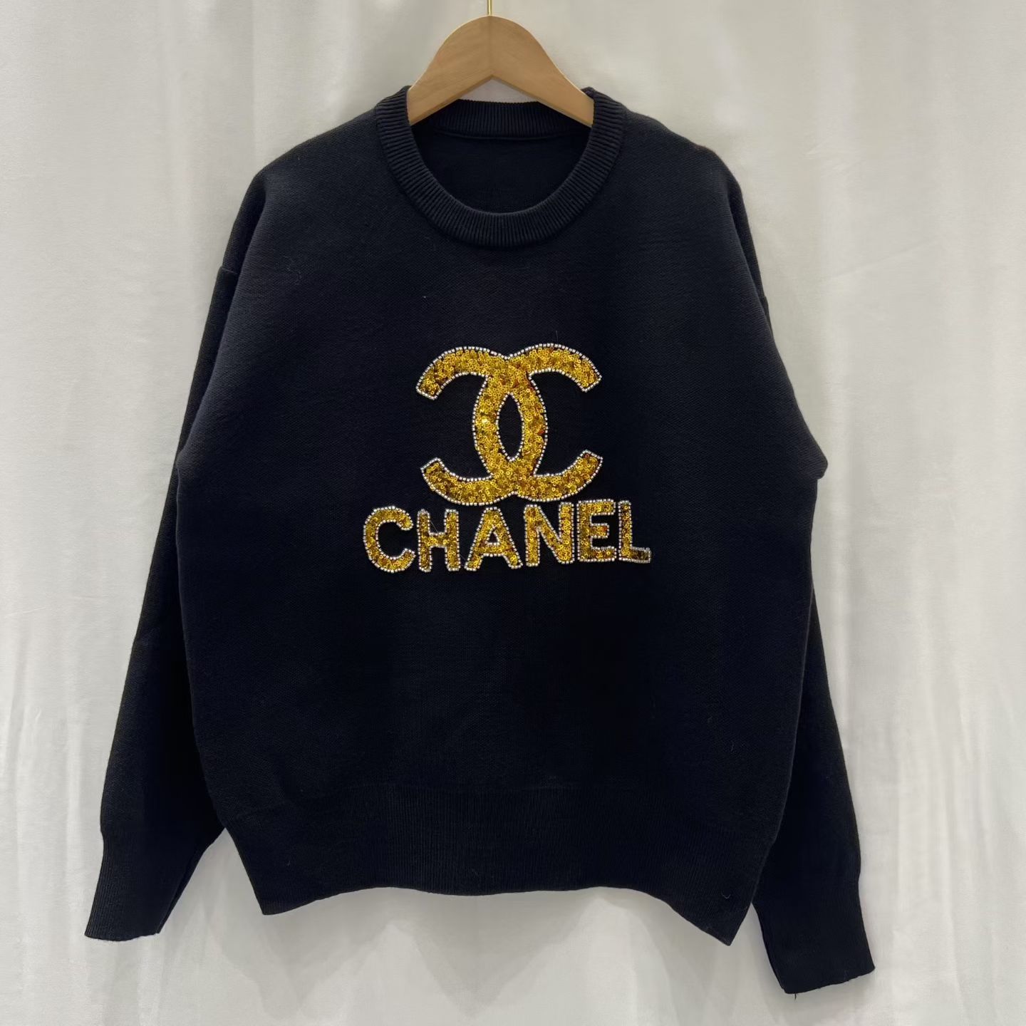 Chanel clothing-125