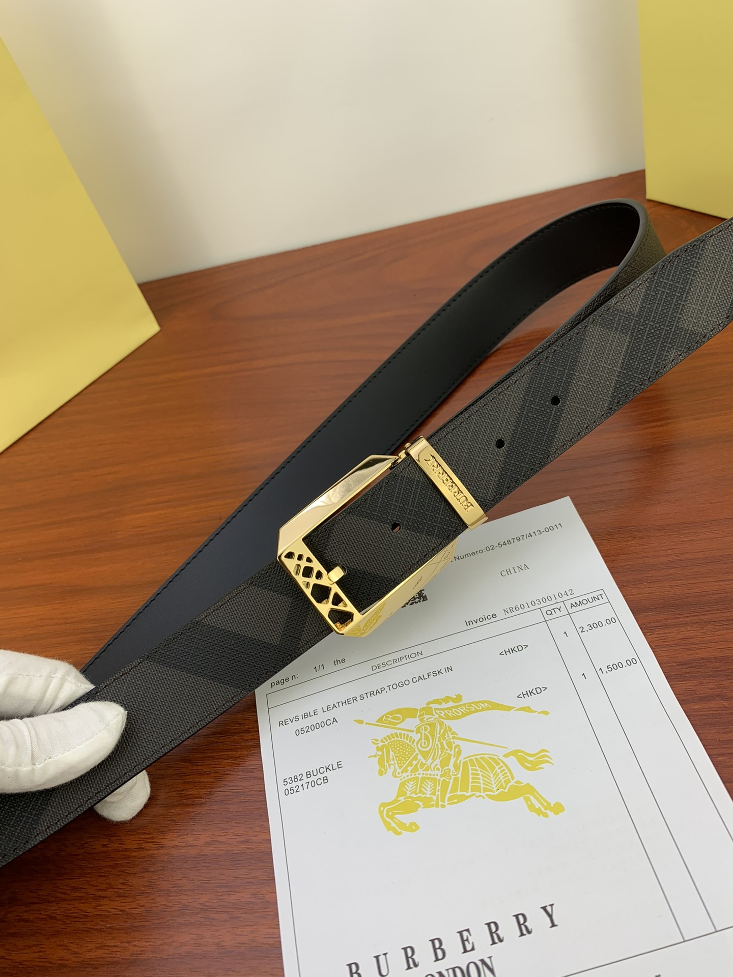 Burberry belt-117