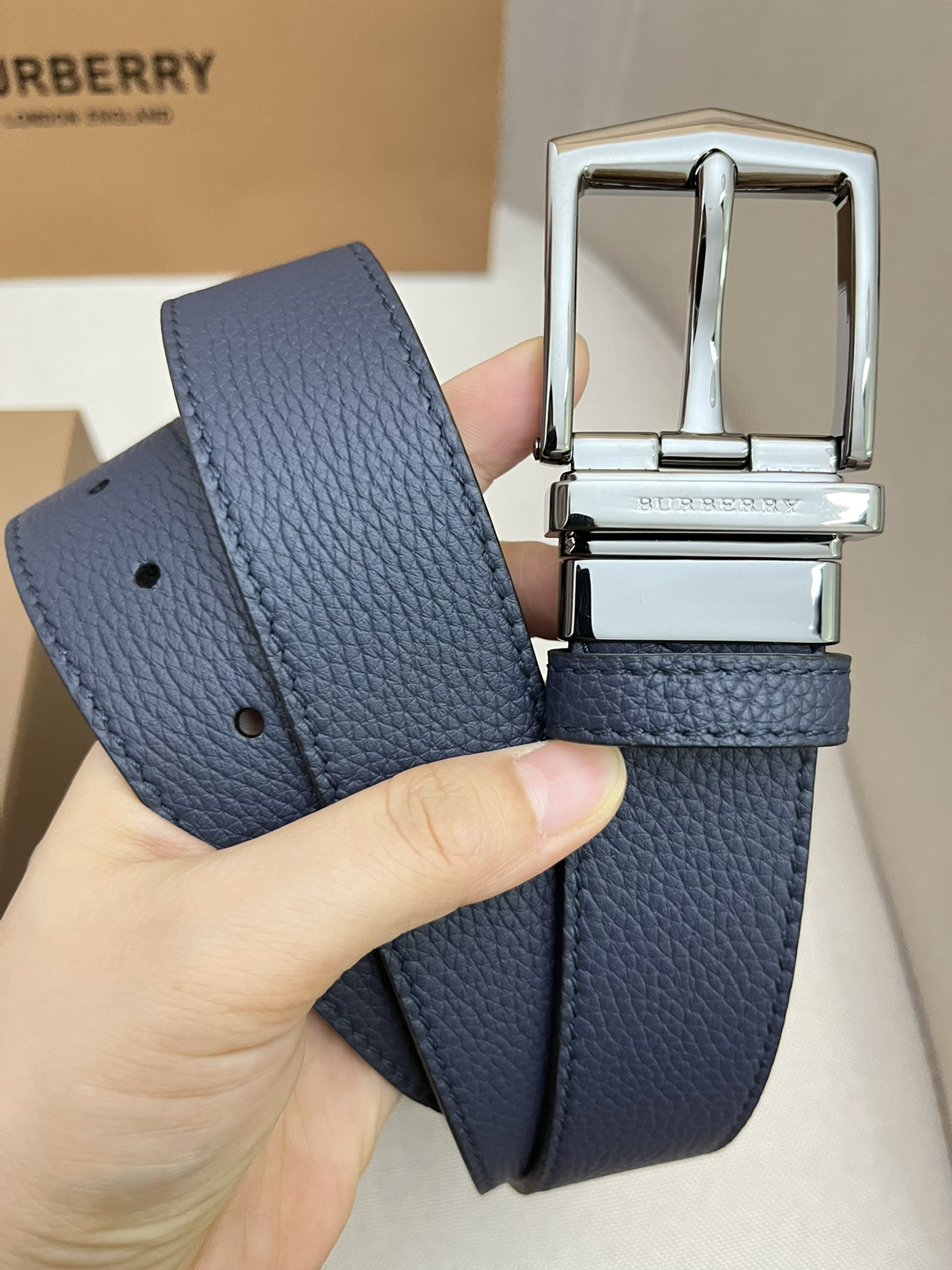 Burberry belt-107