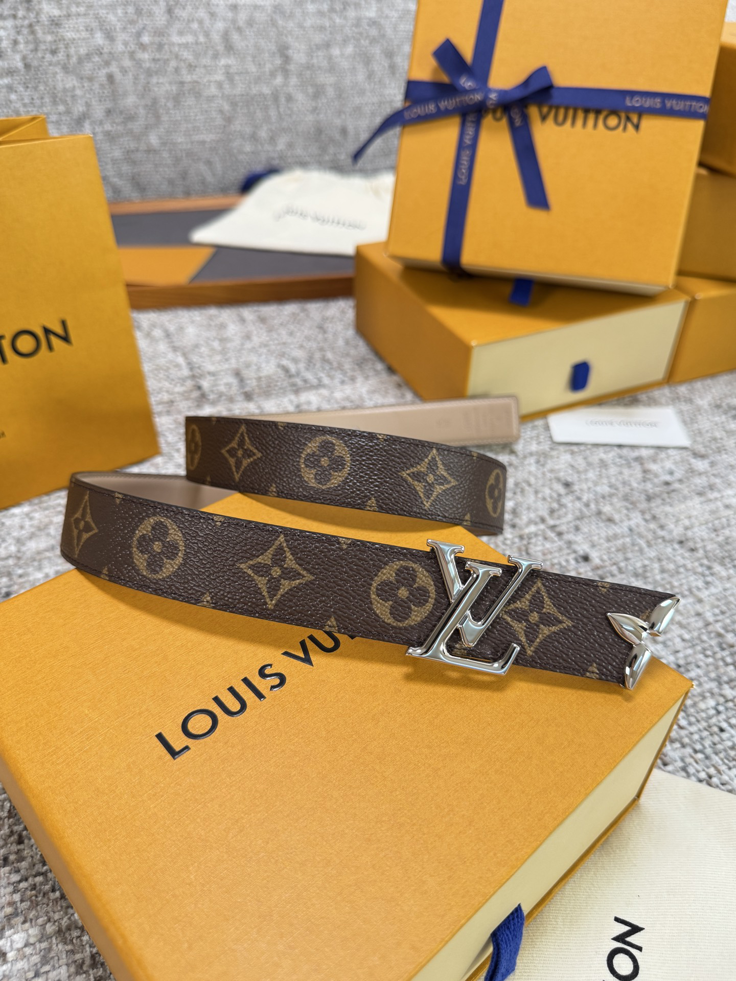Lv belt-71