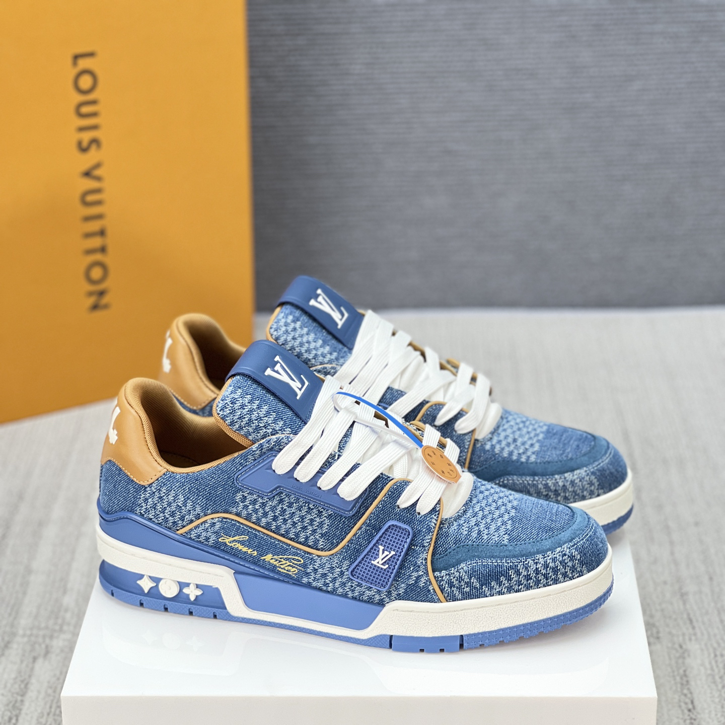 Lv Sneakers-155