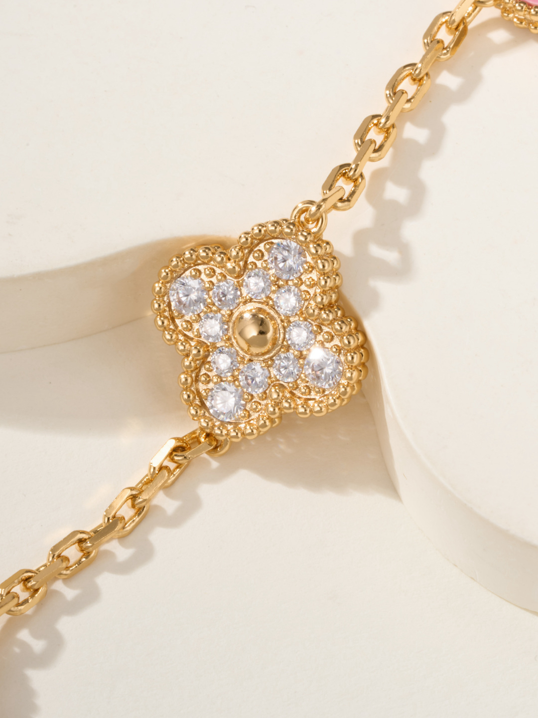 Van Cleef & Arpels Bracelet-85