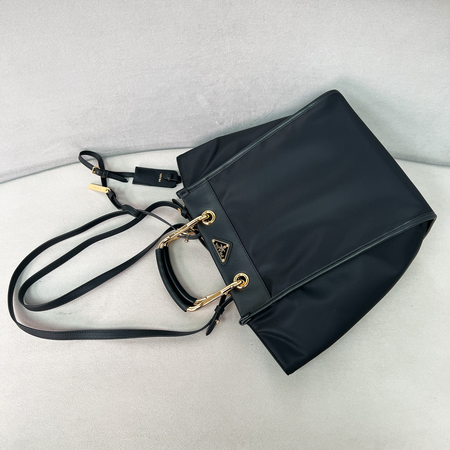 Prada Hot New Product-1