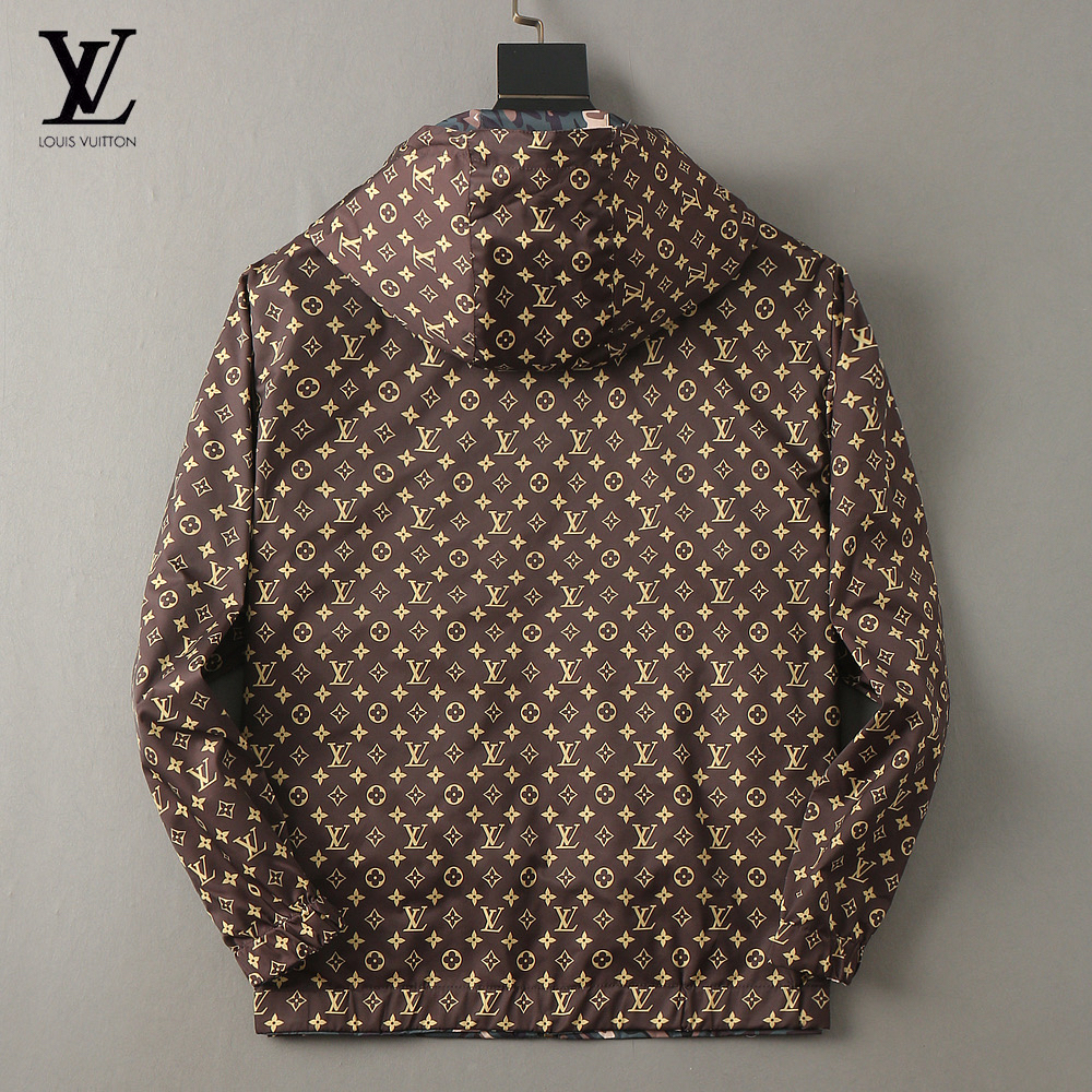 LV Clothing-261