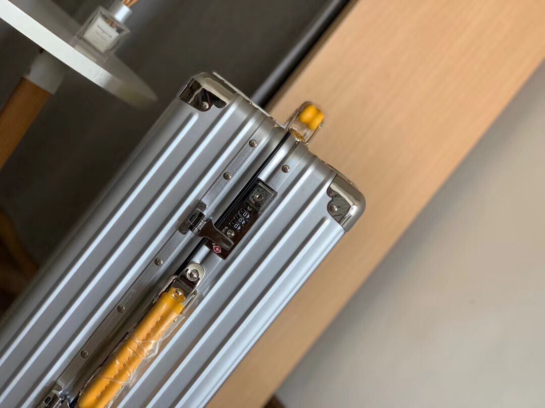 RIMOWA luggage-19