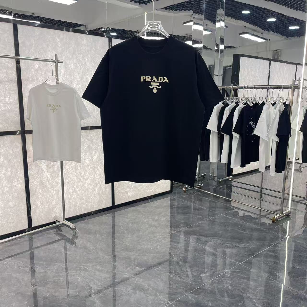 Prada clothing-34