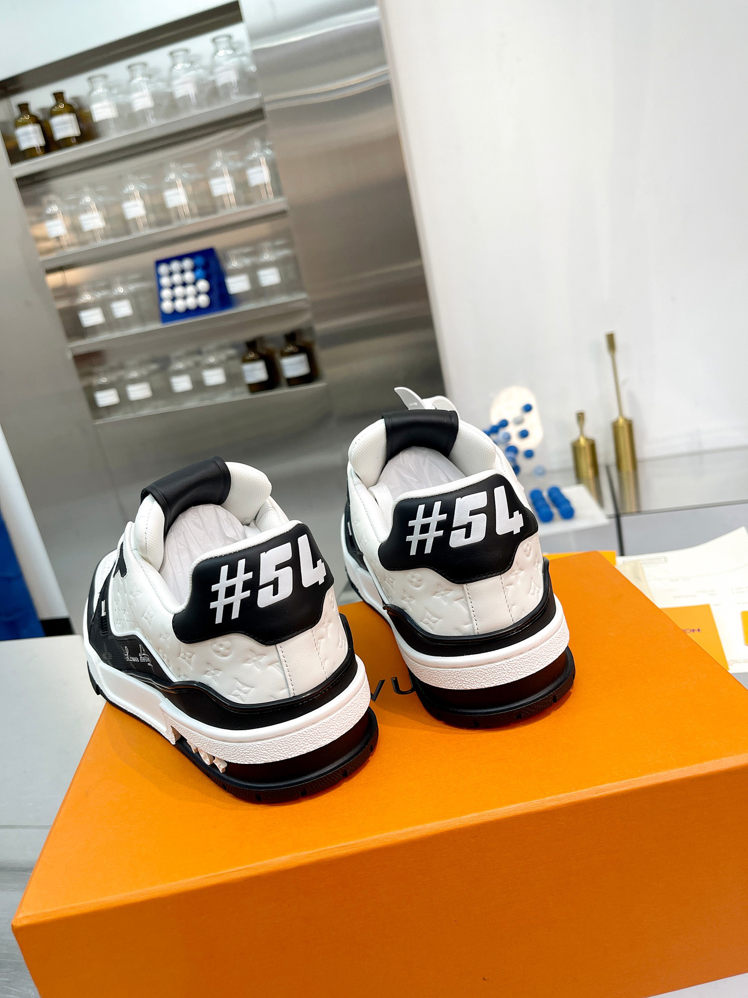Lv Sneakers-58