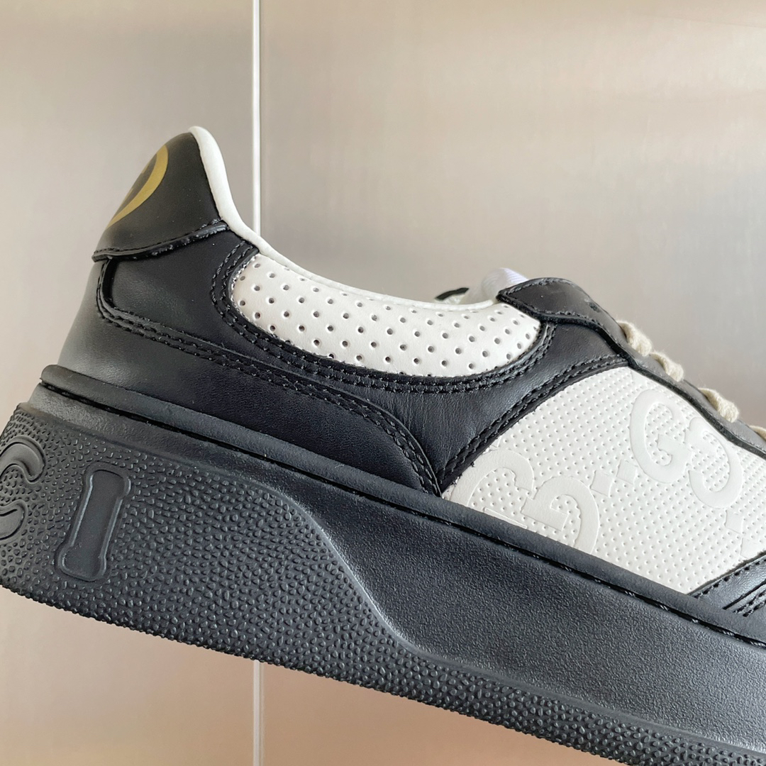 Gucci Sneakers-161