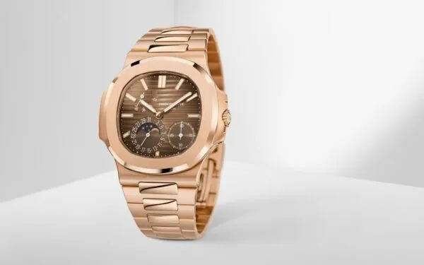Nautilus 5712/1R-001 Moon phases 40 mm,Rose gold