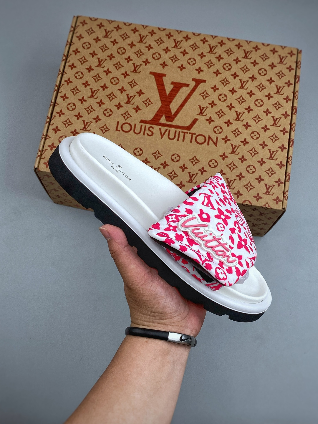 LV Summer footwear