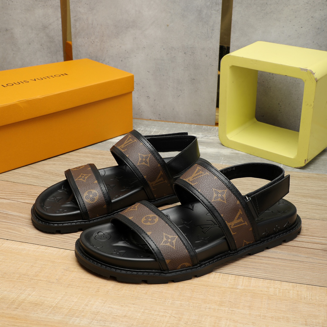 LV Summer footwear