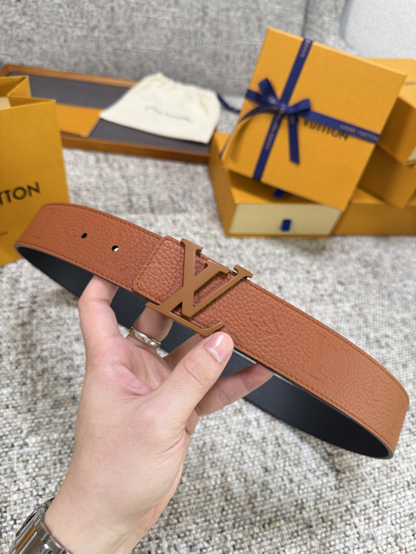 Lv belt-101
