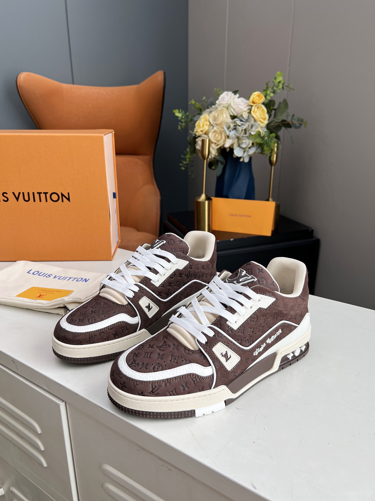 Lv Sneakers-57