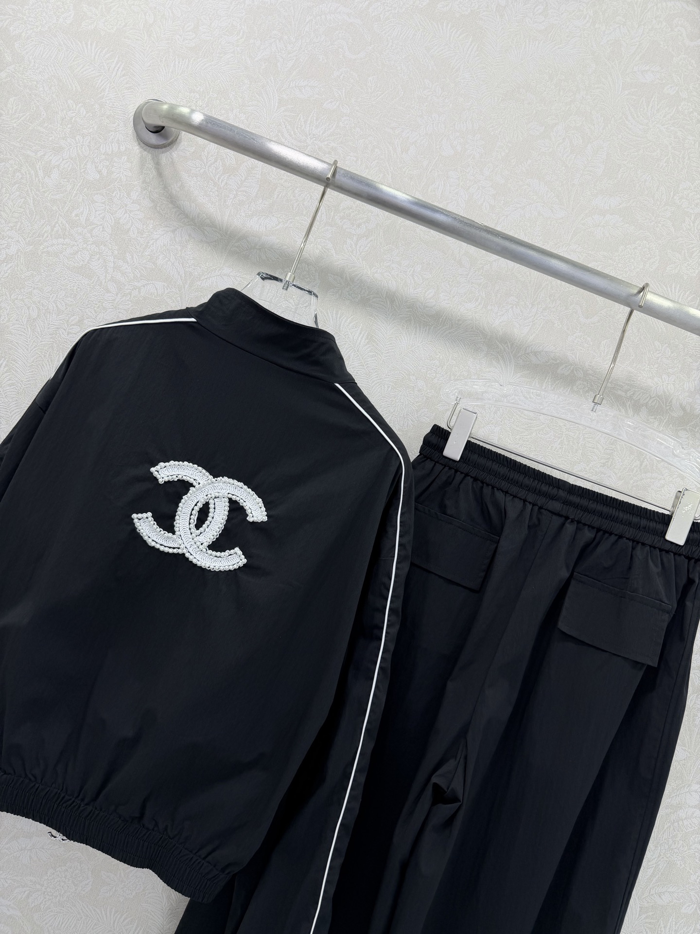 Chanel Clothing-163